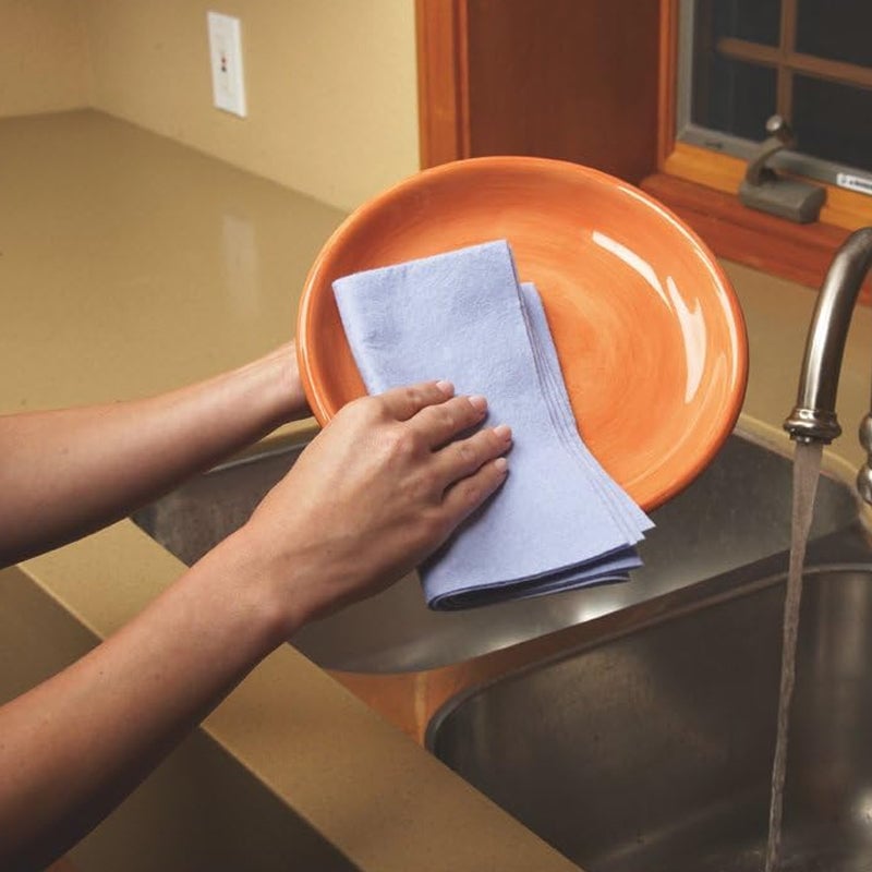 Absorbent Multi-Purpose Non-Woven Cleaning Towels