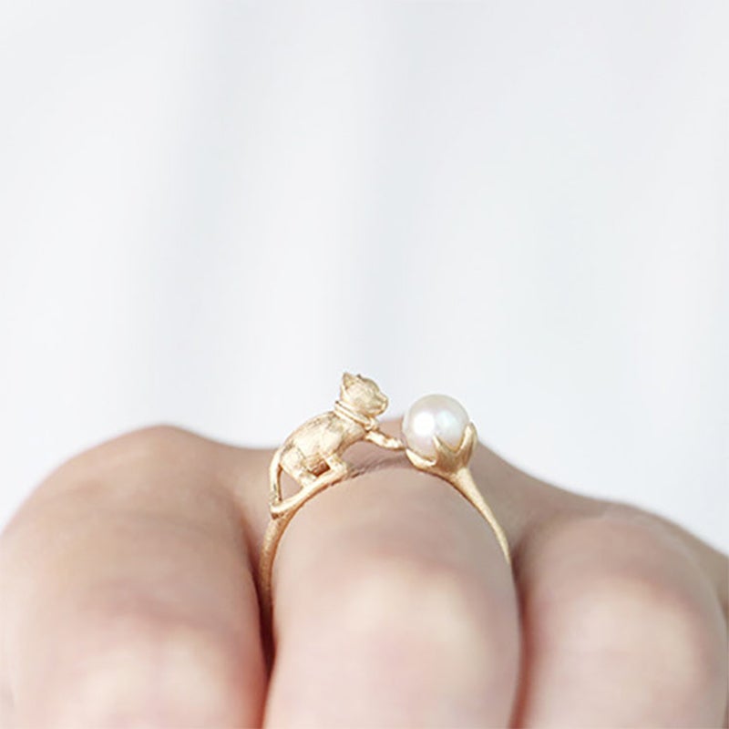 Pearl Cat Ring