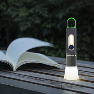 Zoomable LED Flashlight