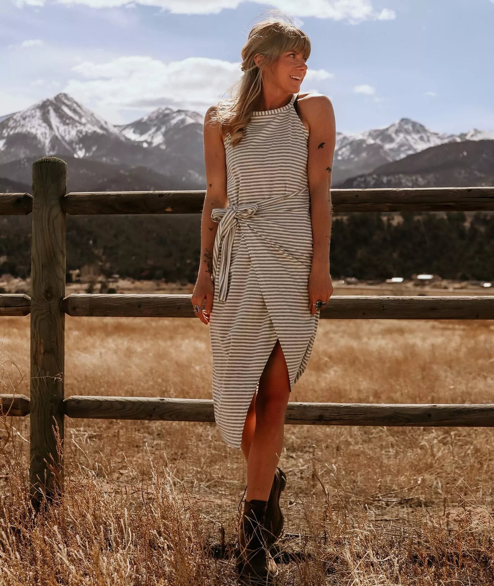 CASUAL SLEEVELESS STRIPED MIDI DRESSES