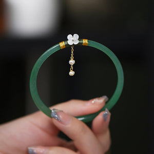 Fine Jade Bangle Bracelets